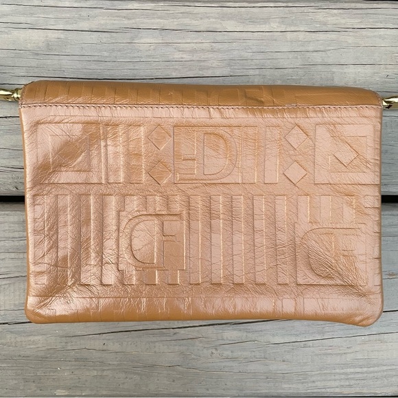 Due Fratelli tan cognac embossed leather crossbody bag purse - Picture 3 of 15